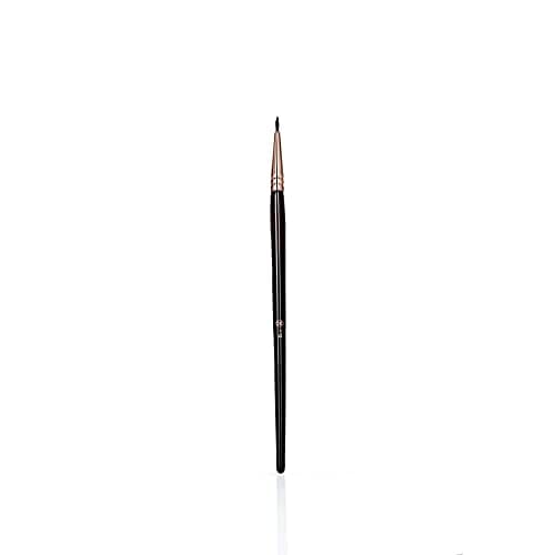 1.13 Line Definer Professional Makeup Brush - Brushes